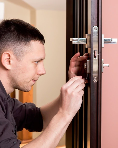 : Professional Locksmith For Commercial And Residential Locksmith Services in Seal Beach, CA